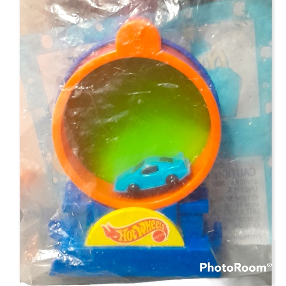 Hot Wheels Vintage McDonald's Happy Birthday #3 Happy Meal Toy - Picture 4 of 5